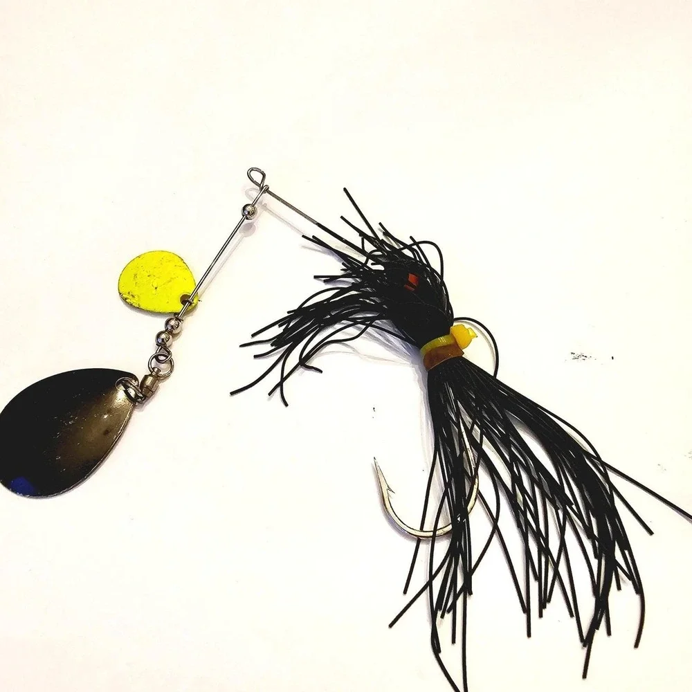 Vintage Tandem Blade Spinnerbait Fishing Lure Black Skirt Yellow Blade Bass